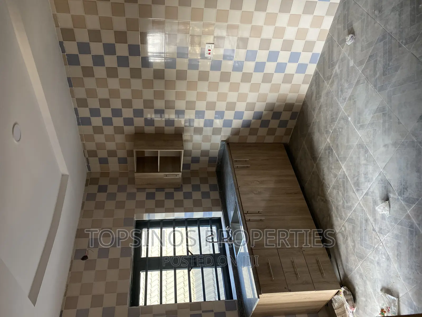 1bdrm Block of Flats in Dawaki for rent