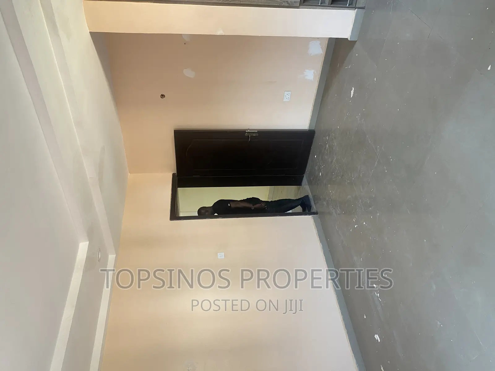 2bdrm Block of Flats in Dawaki for rent