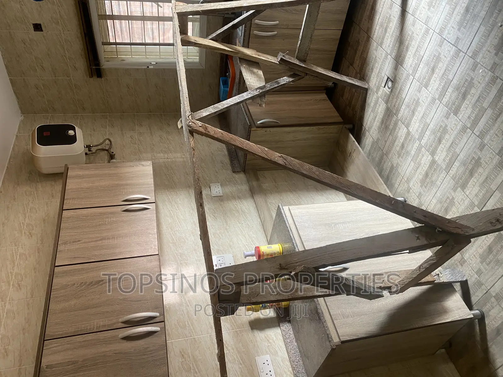 2bdrm Block of Flats in Dawaki for rent