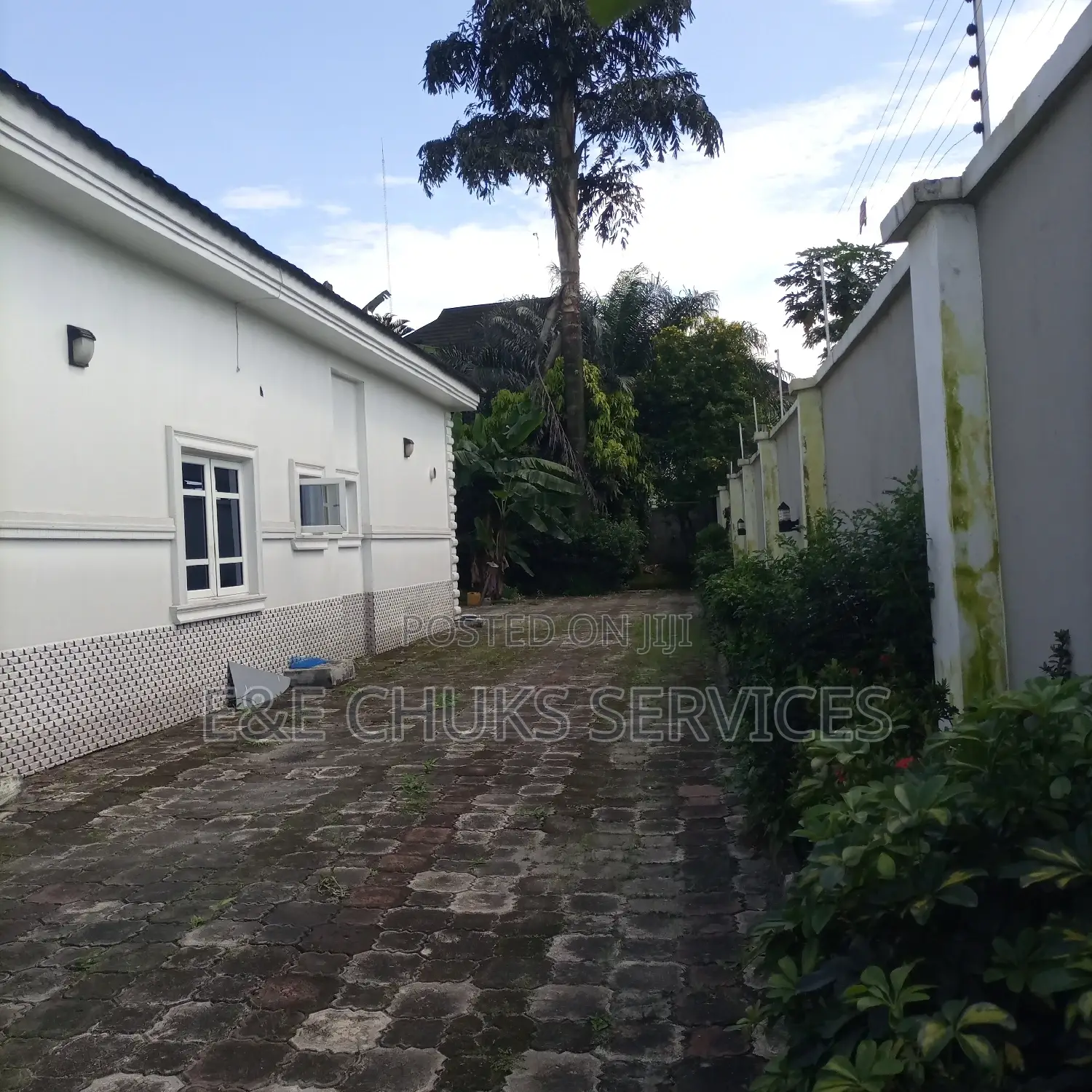 5bdrm Bungalow in Obio-Akpor for rent