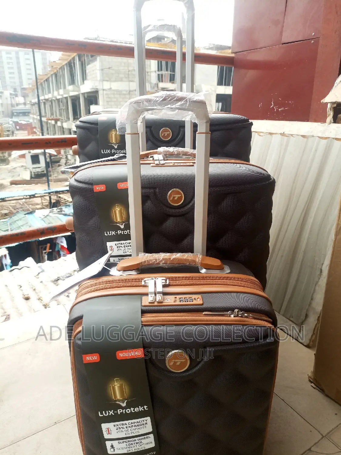 Traveling Bags Extra Capacity 25% Expandede