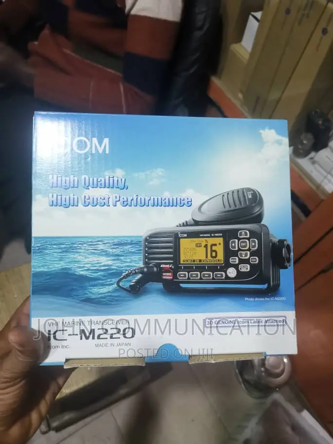Icom Ic-220 Marine Base Radio VHF