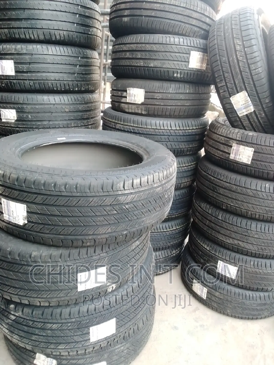 275/40/22/ Mechelin 205/80/16 Mechelin