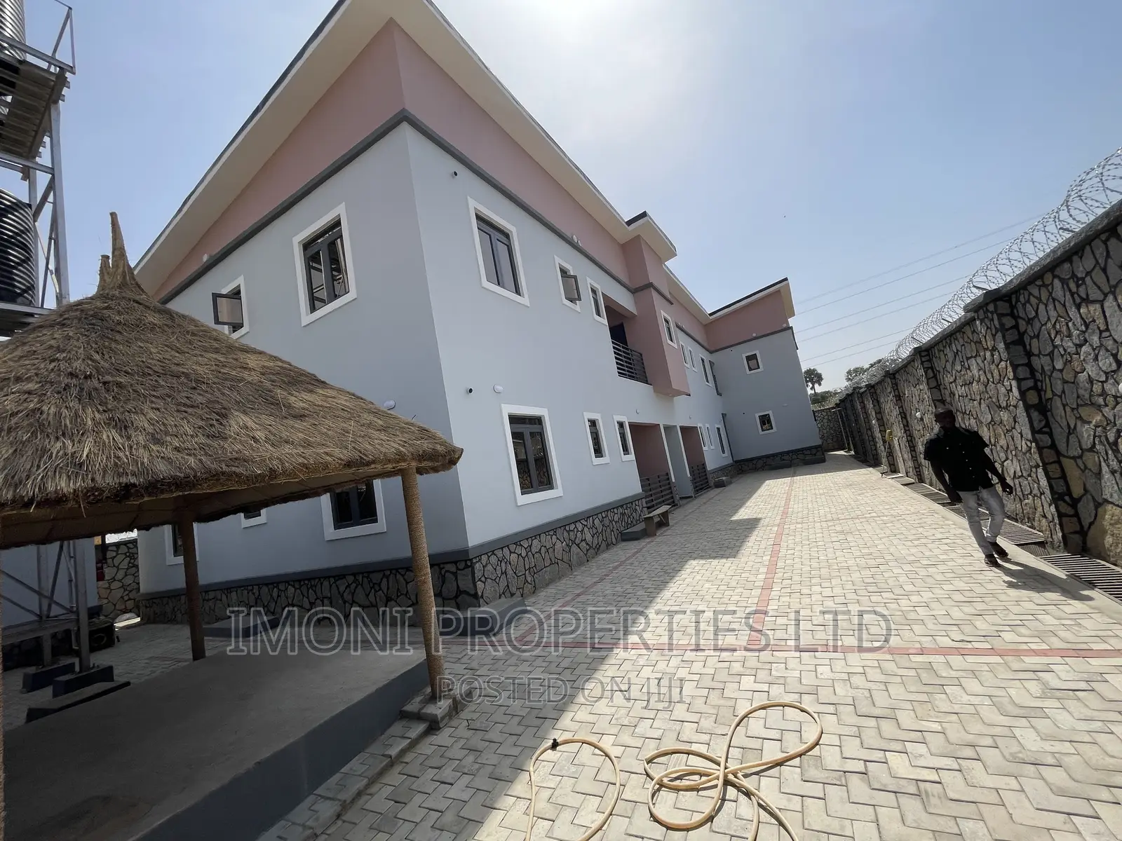 1bdrm Block of Flats in Fo1, Kubwa for rent