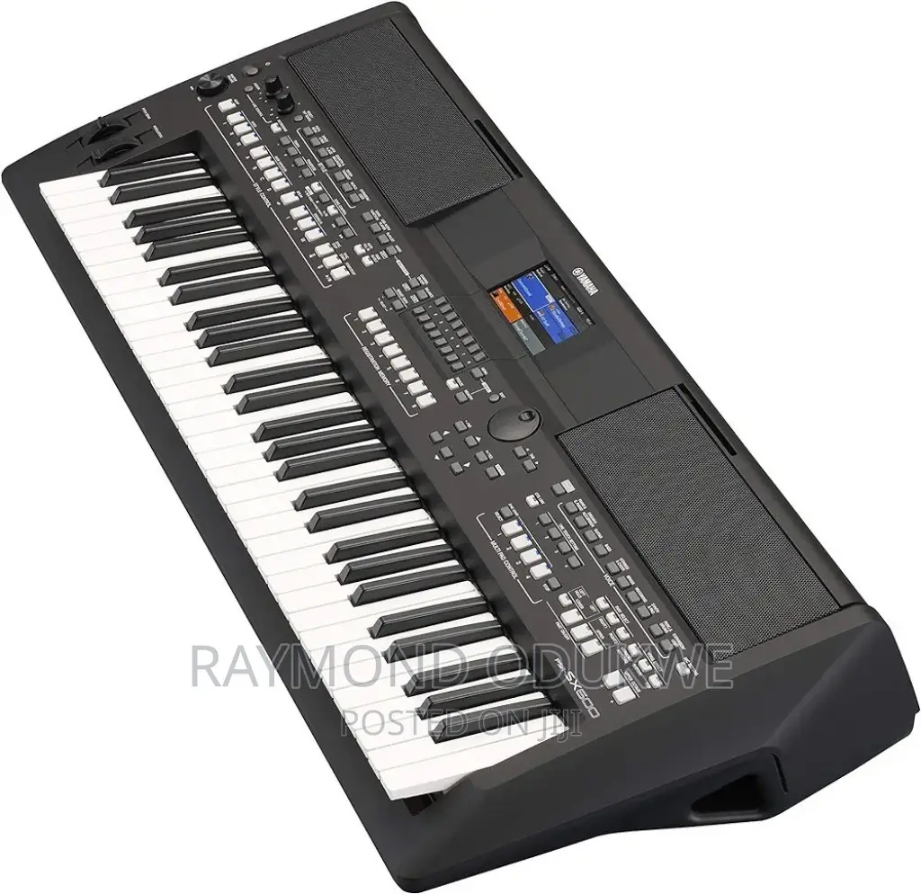 Yamaha PSR-SX600 Synthesizer Keyboard Piano