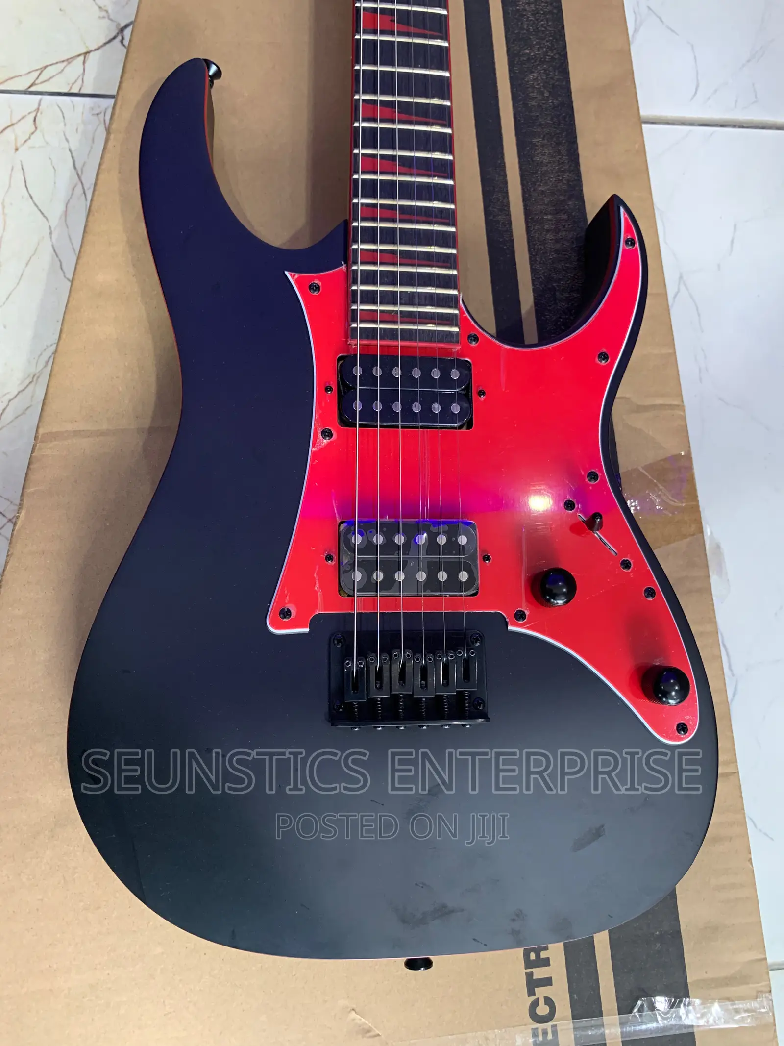 Quality Ibanez GRG131DX-BKF Lead Guitar