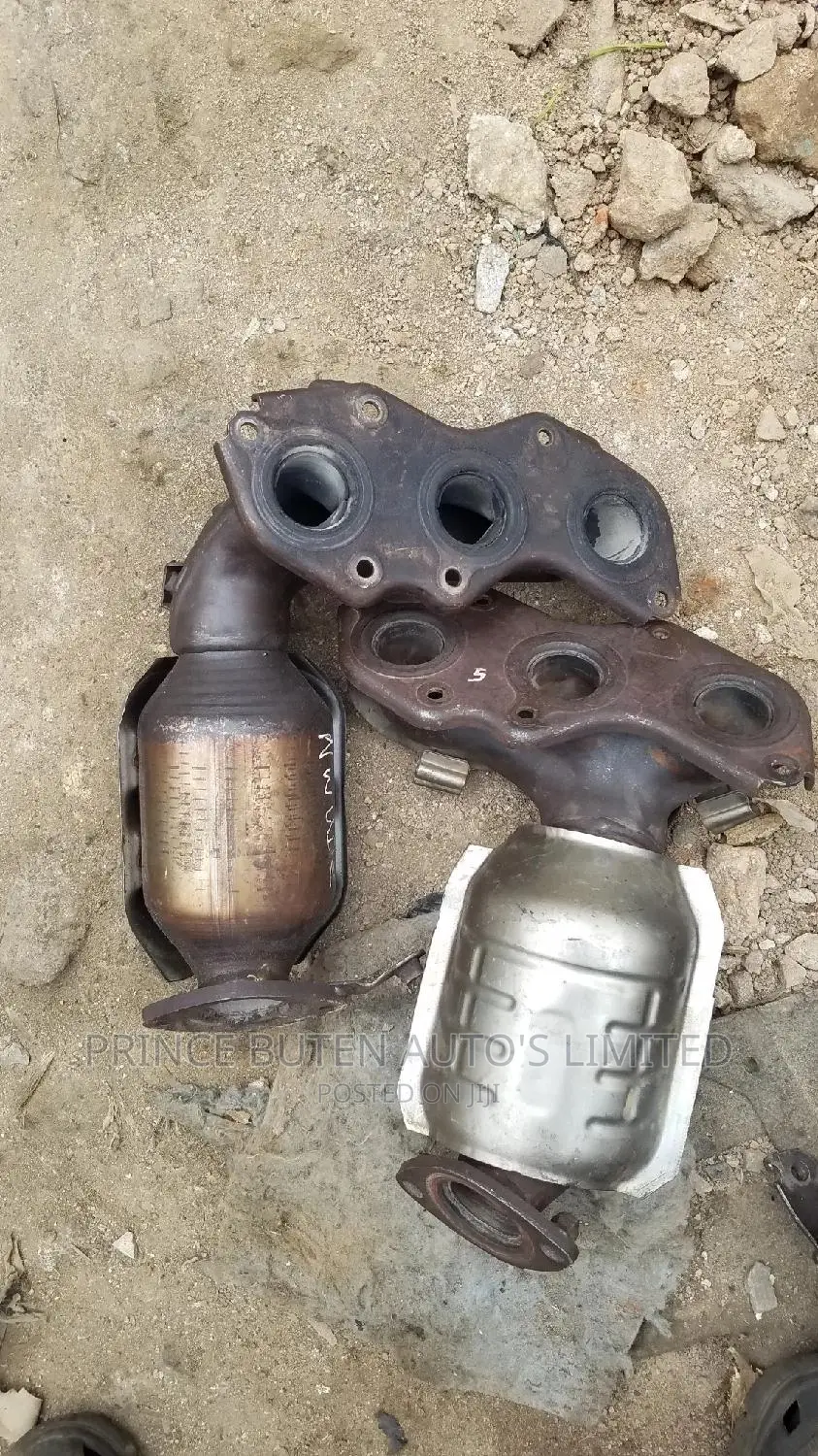 Engine Catalyst Camry V6 and Es350 Car