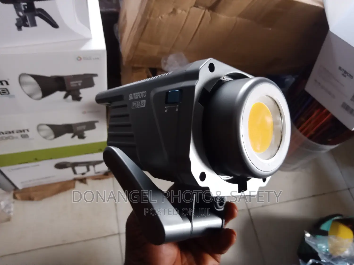 P160 Bi LED Light