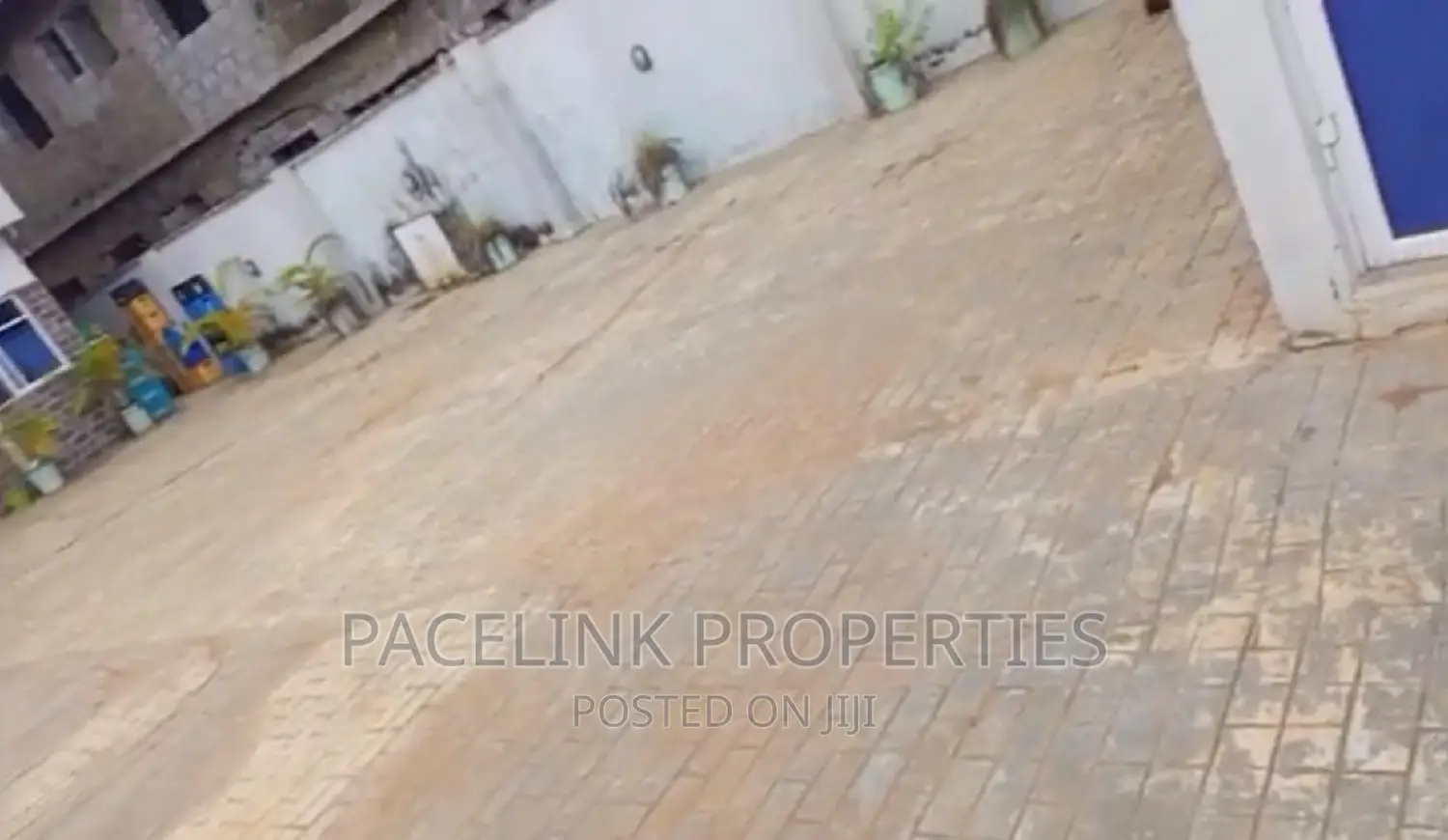 A Magnificent 22 Rooms Hotel in Baruwa Ipaja