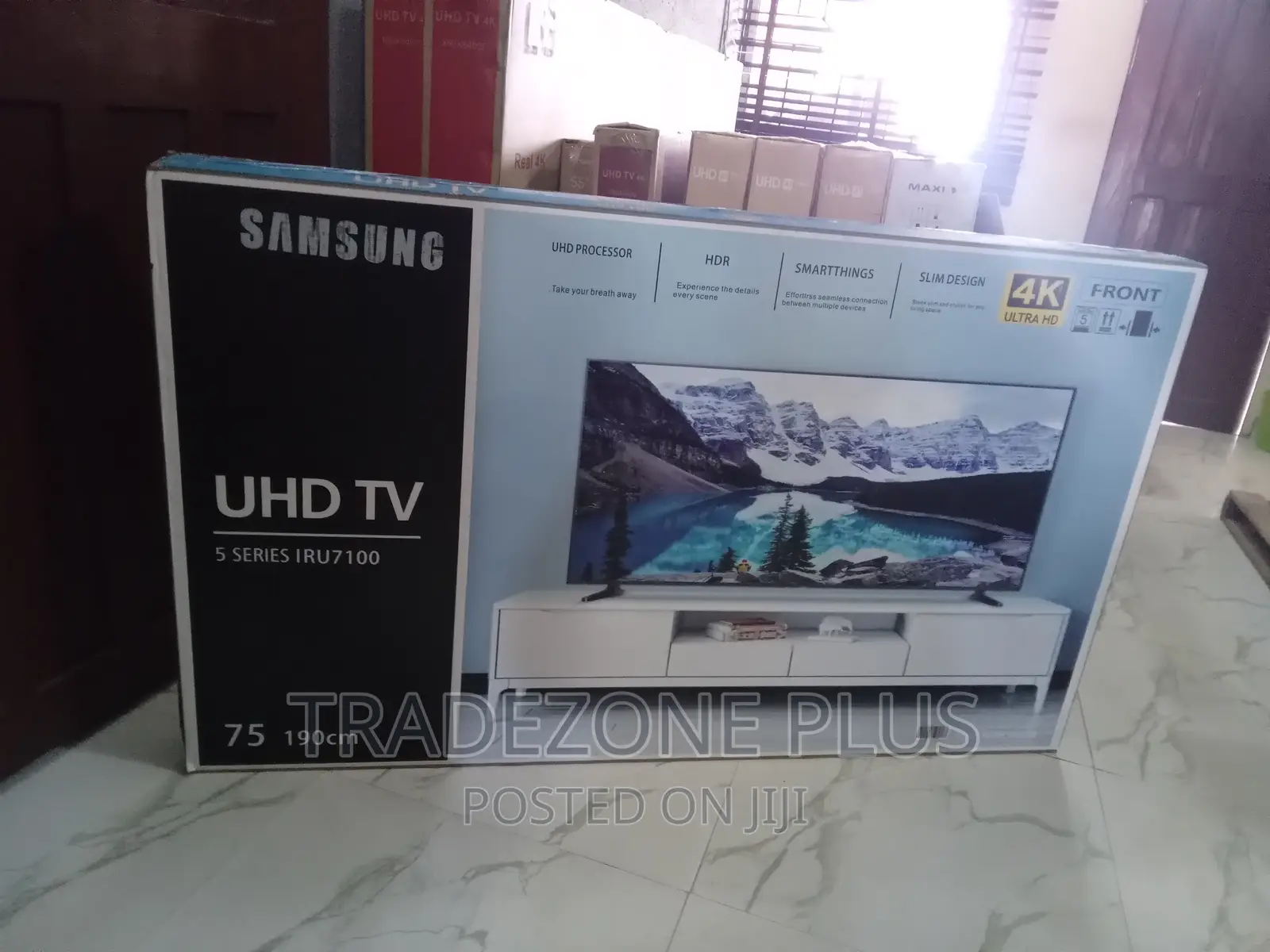New in 75ru7100 Smasung Smart Television