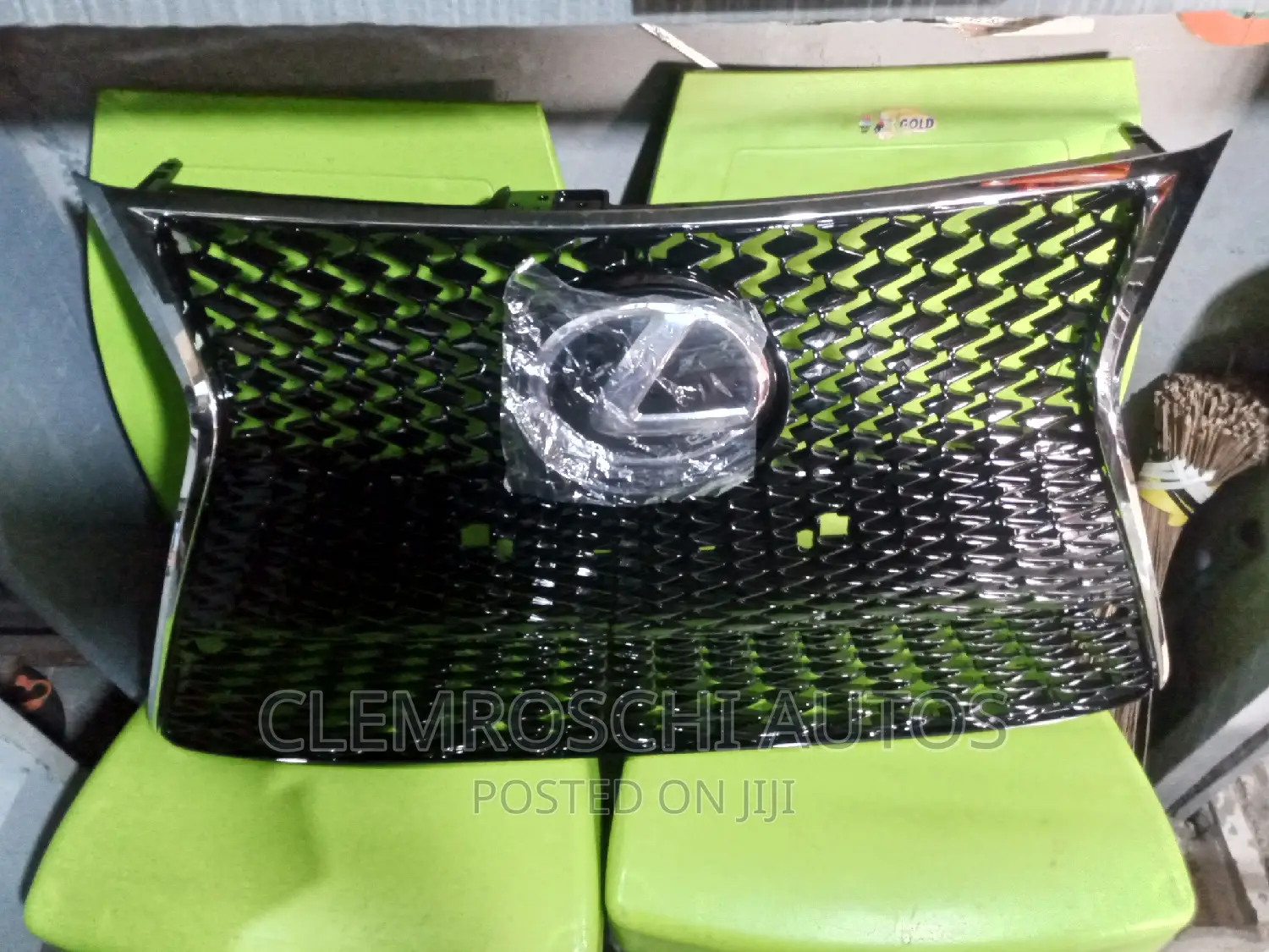 High Quality Certified Upgrade New Front Grill Lexus IS250.