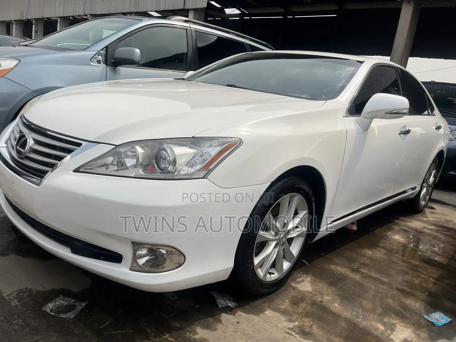 Lexus ES 350 2011 White