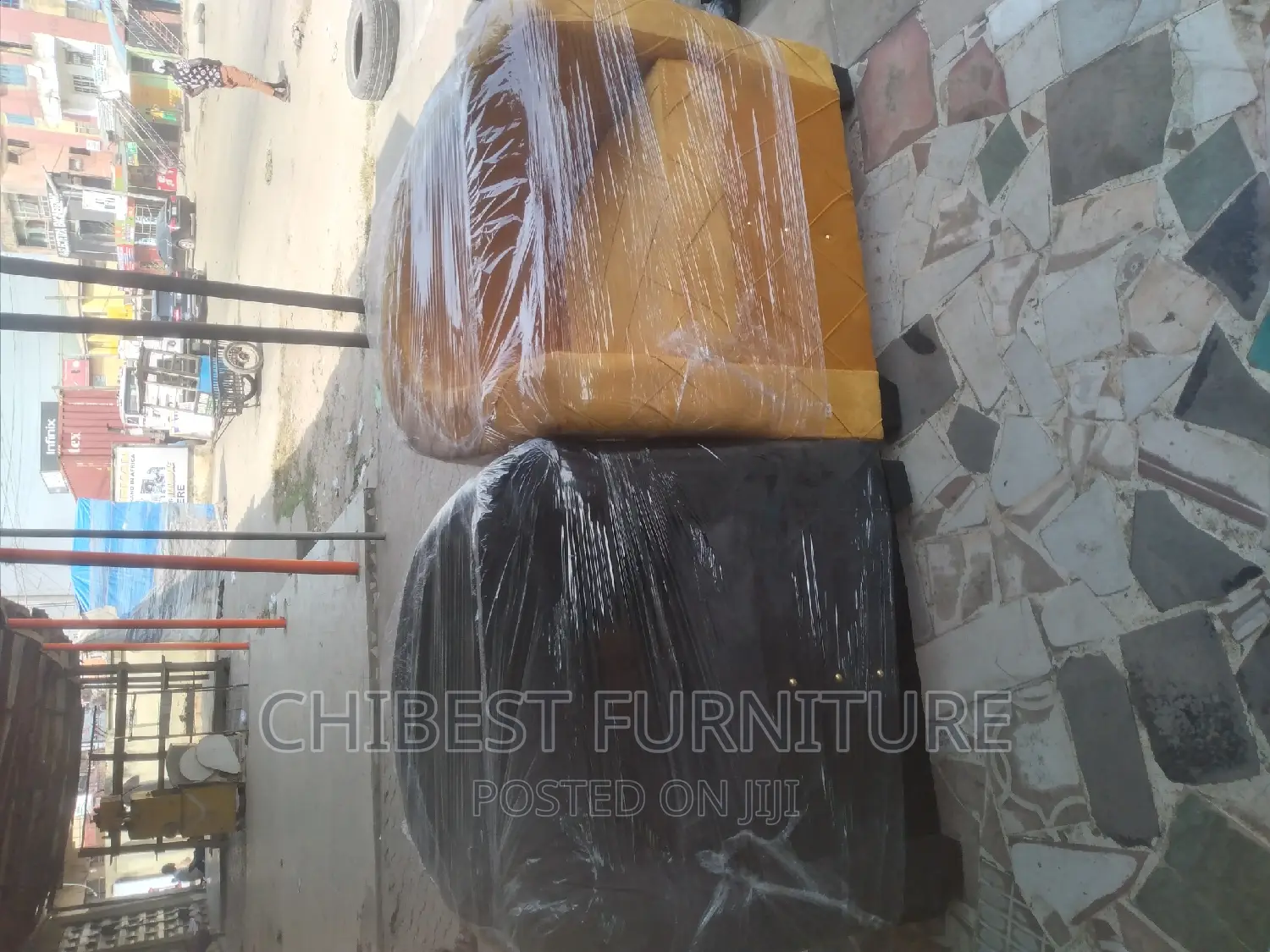 Quality Single Seater Ulphostery Padded Sofa Fabric Chair