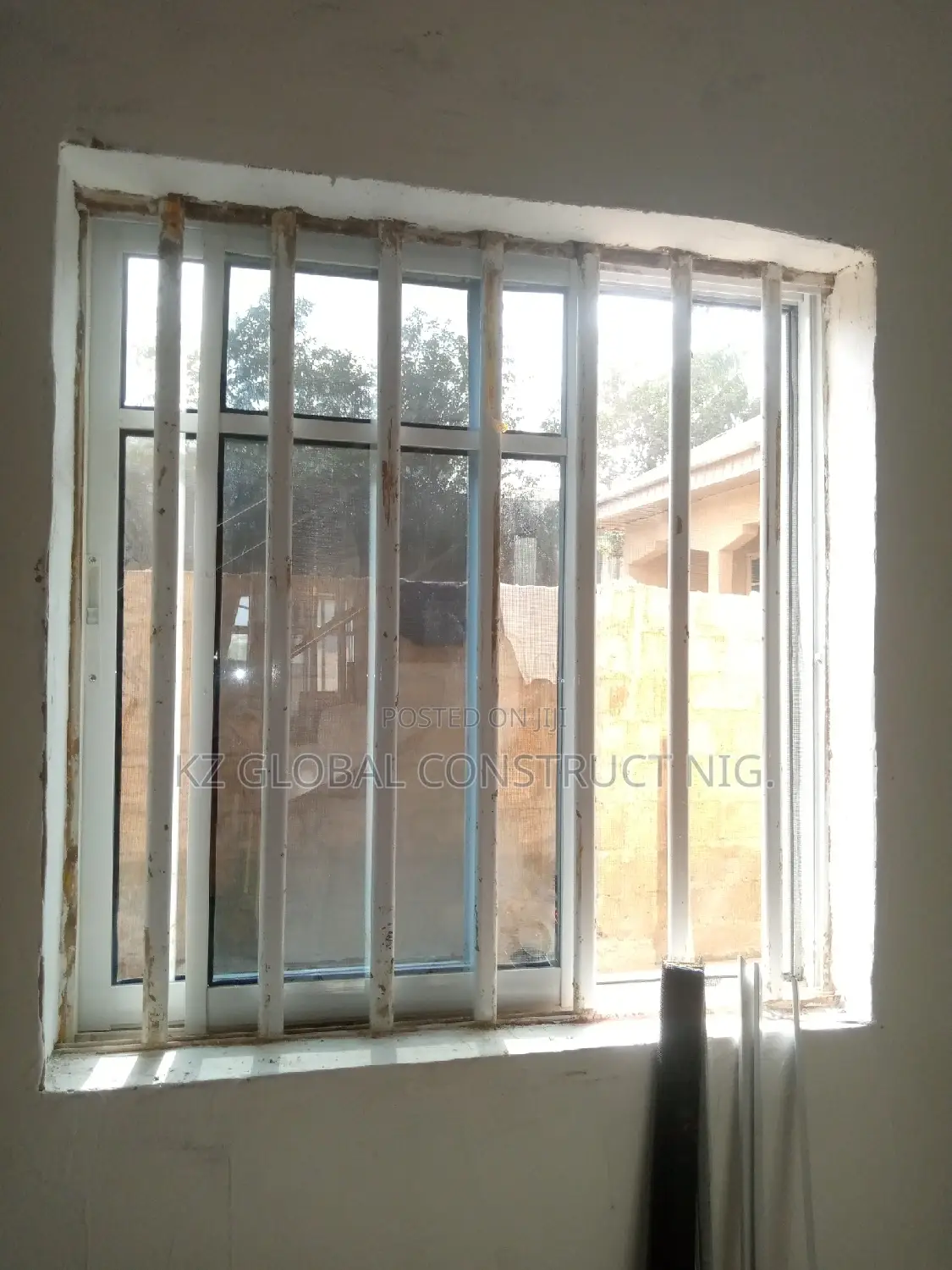 Aluminum Sliding Window With Burglary and Net 002