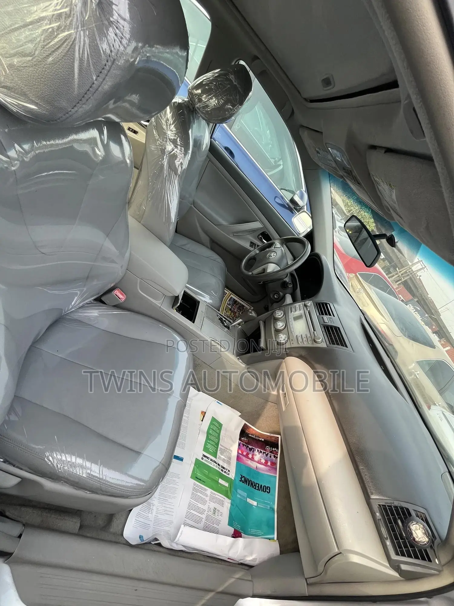 Toyota Camry 2010 Silver