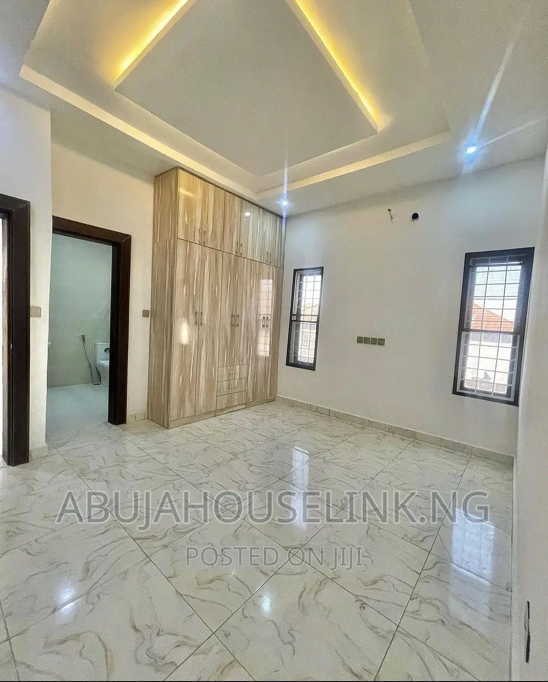 5bdrm Duplex in App Resettlement for sale