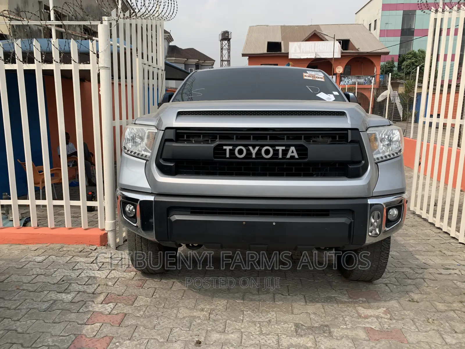 Toyota Tundra 2017 Silver