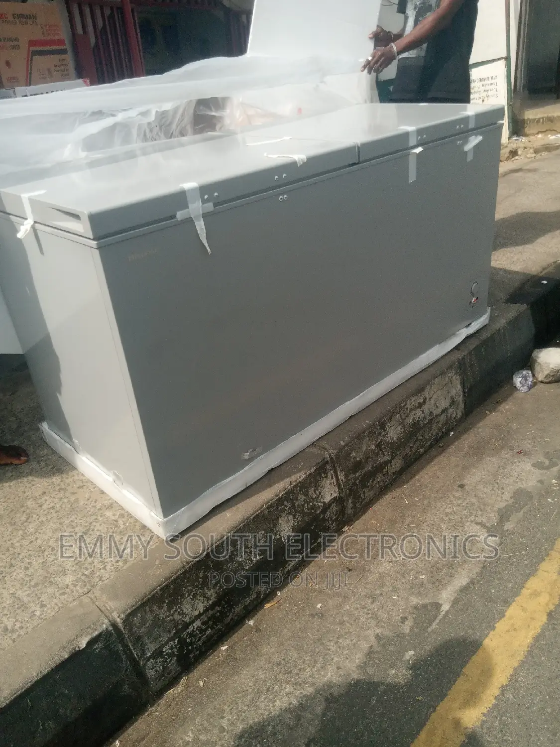 Hisense Double Doors Chest Deep Freezer 500 Liters