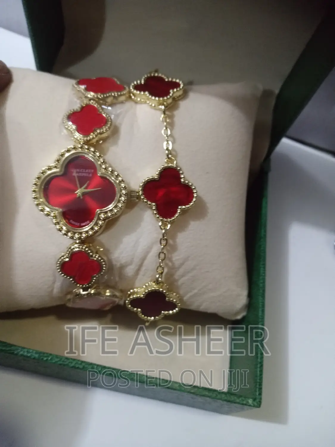 VCA Ladies Wristwatch Bracelet - Red