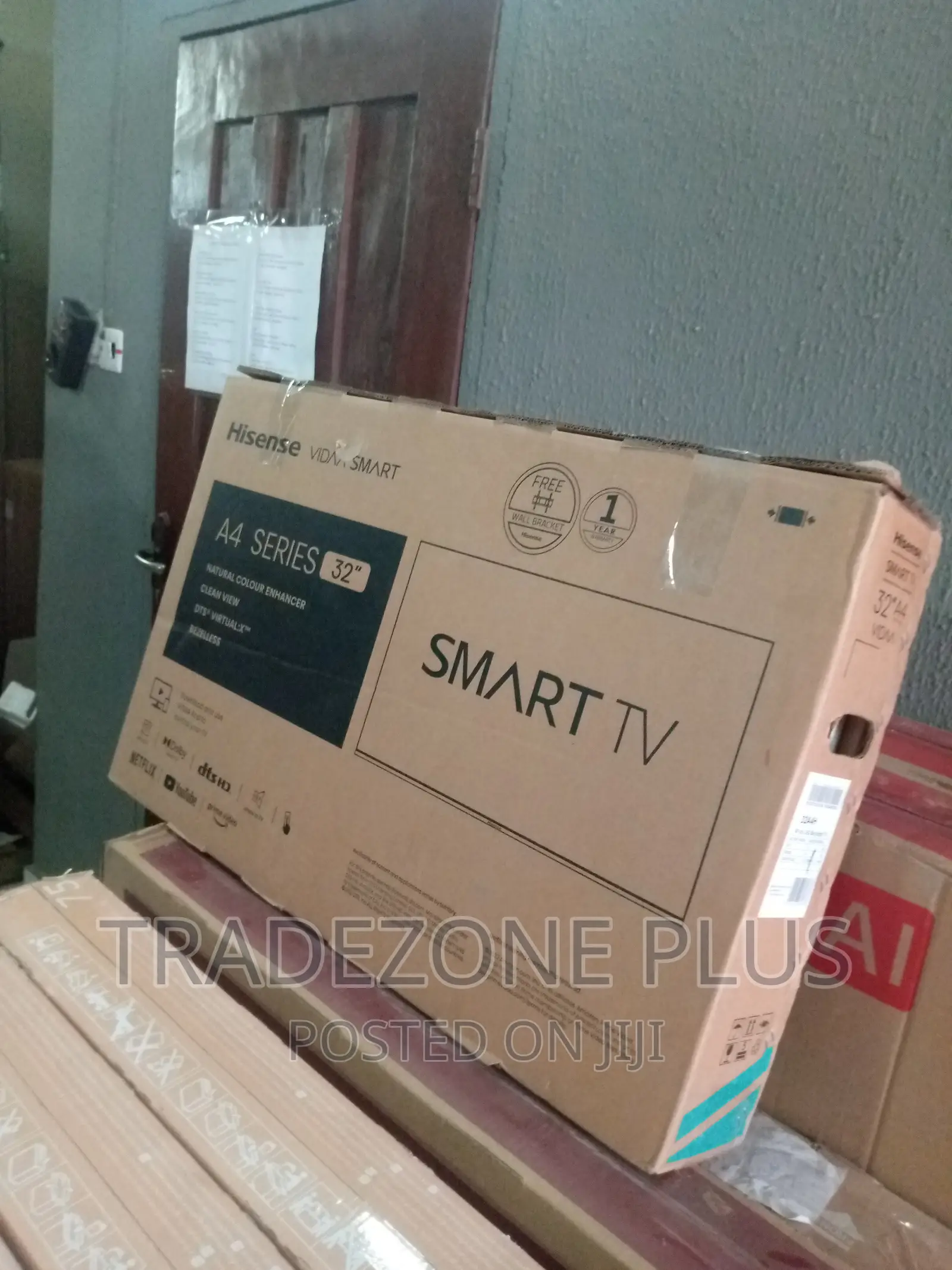 Hisense 32A4H Smart TV With Wifi+Youtube