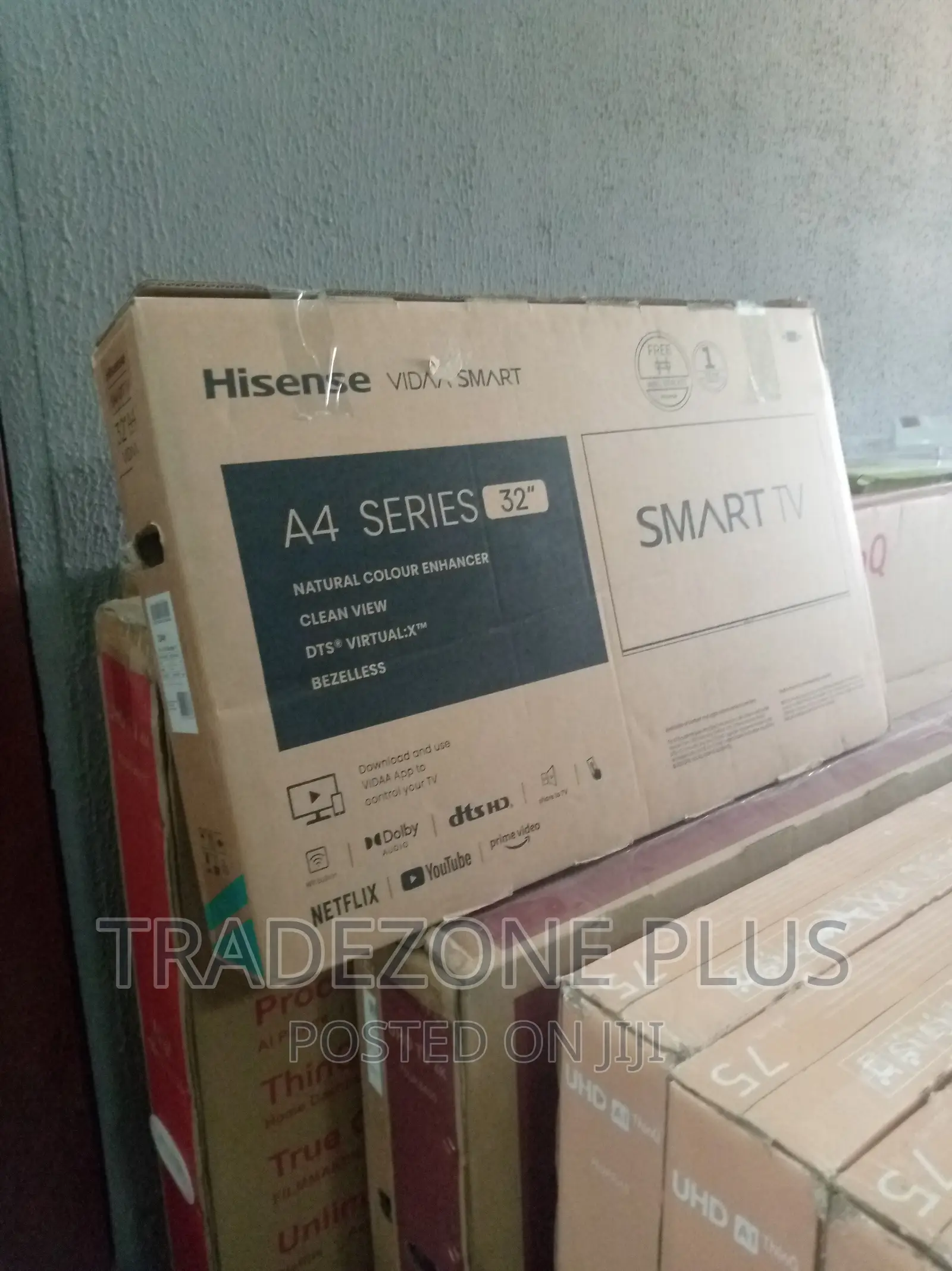 Hisense 32'' Smart TV With Wifi+Youtube