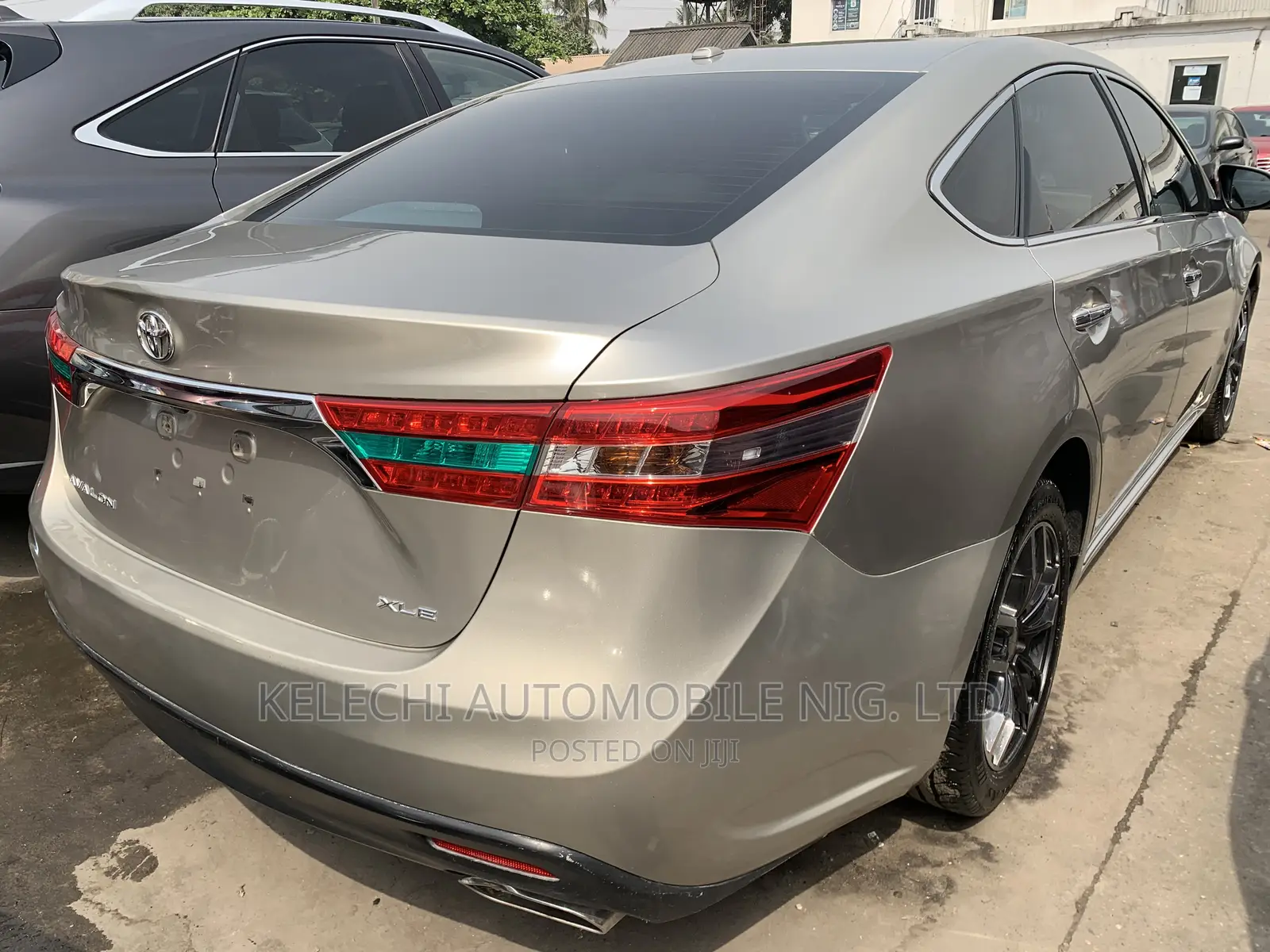 Toyota Avalon 2015 Gold