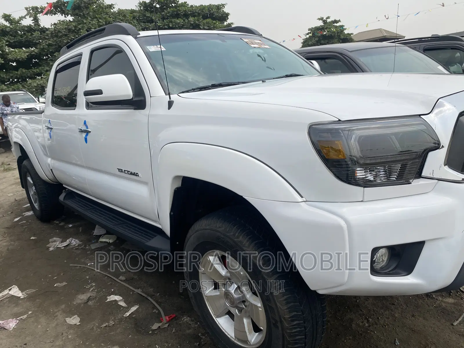 Toyota Tacoma 2015 White