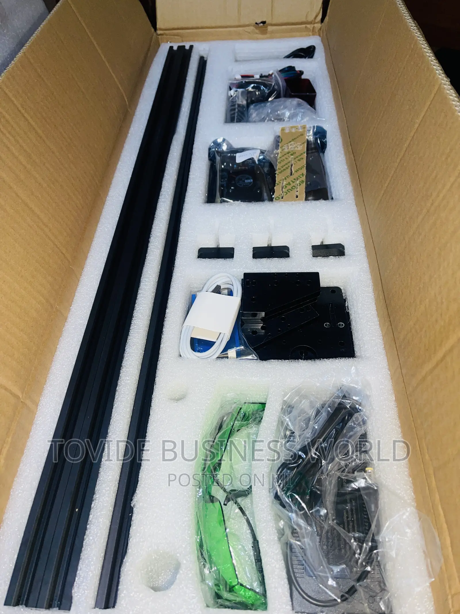 650mm X 650mm CNC 80w Laser Cutter and Engraving Machine