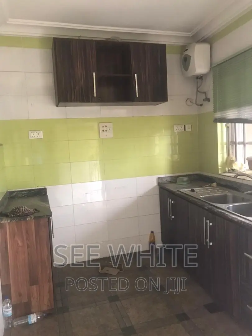 Furnished 3bdrm Apartment in New Site, Alakija for rent
