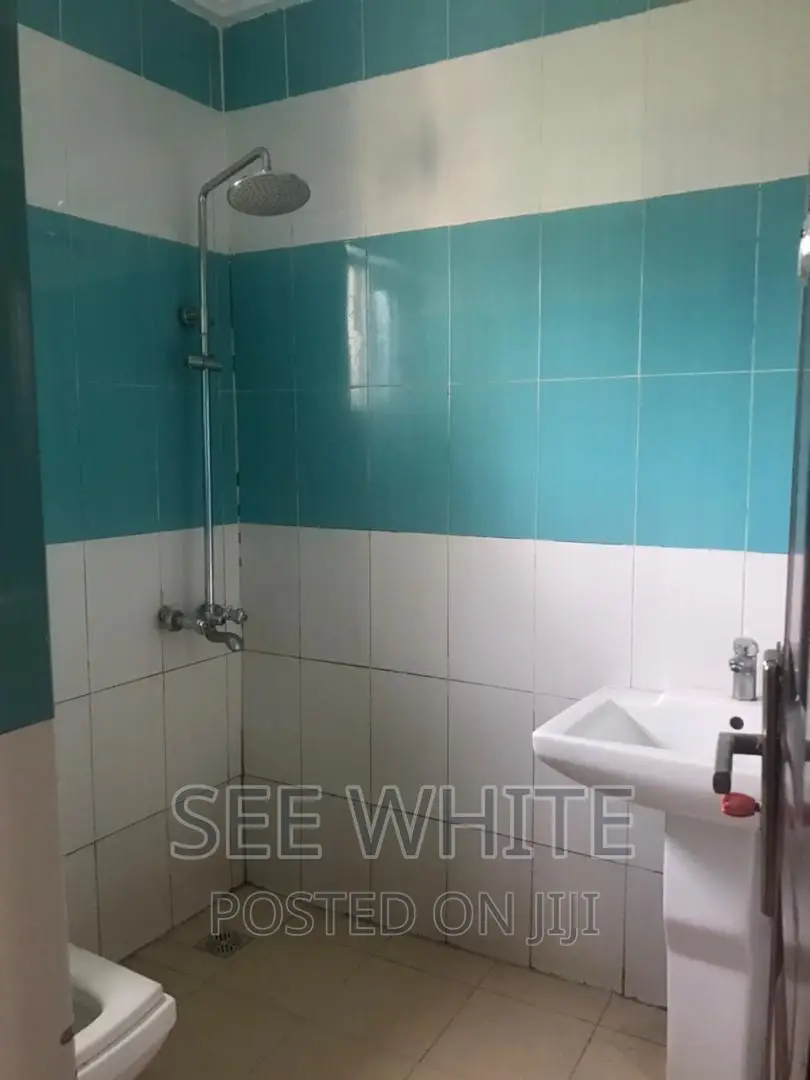 Furnished 3bdrm Apartment in New Site, Alakija for rent