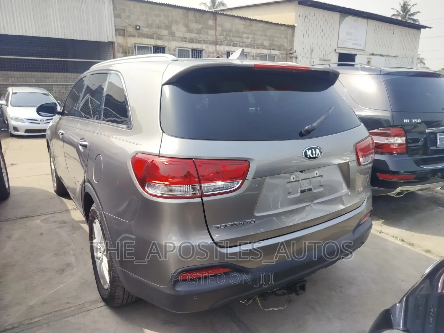 Kia Sorento 4dr SUV 2016 Gold