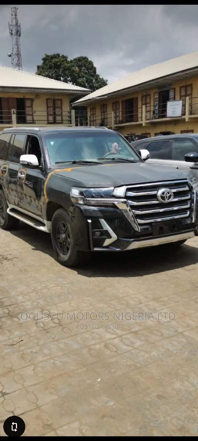 Land Cruiser 2000 Model Upgrade to 2021 Tiger Face