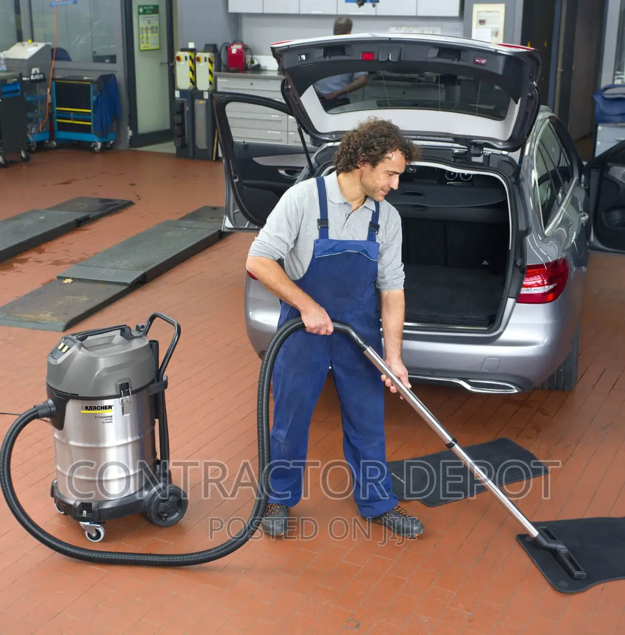 Karcher Wet and Dry Vacuum Cleaner Nt 70/2 Me Classic