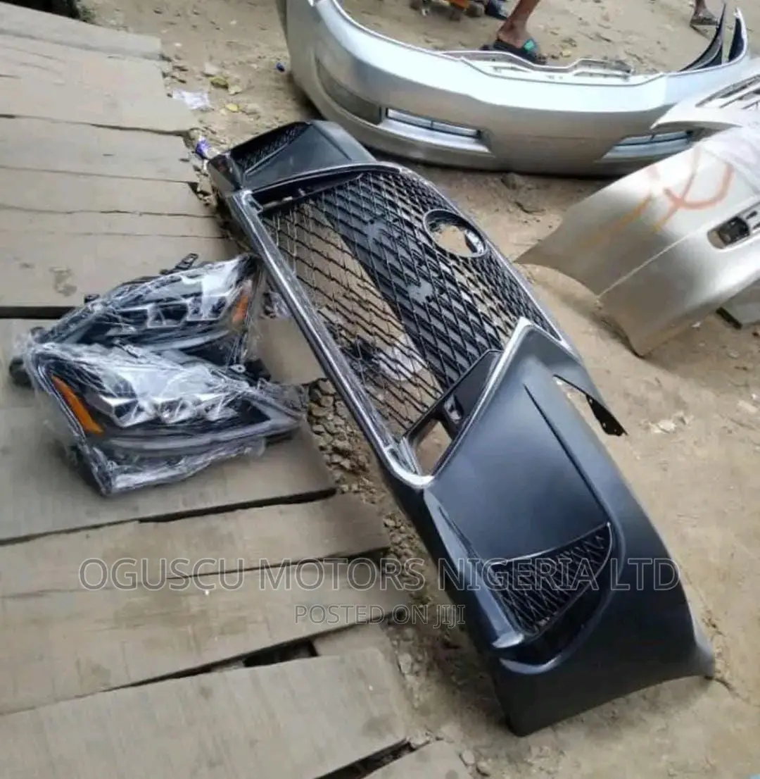 Headlamp 3 Touch and Complete Bumper Is 250 2018 Sports