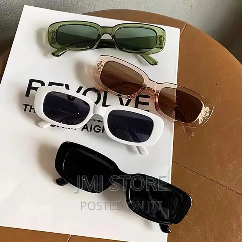 Revolves Fashion Glass