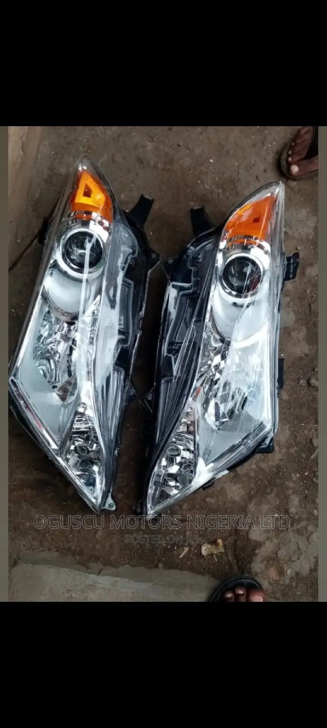 Headlamp Venza 2008 Model