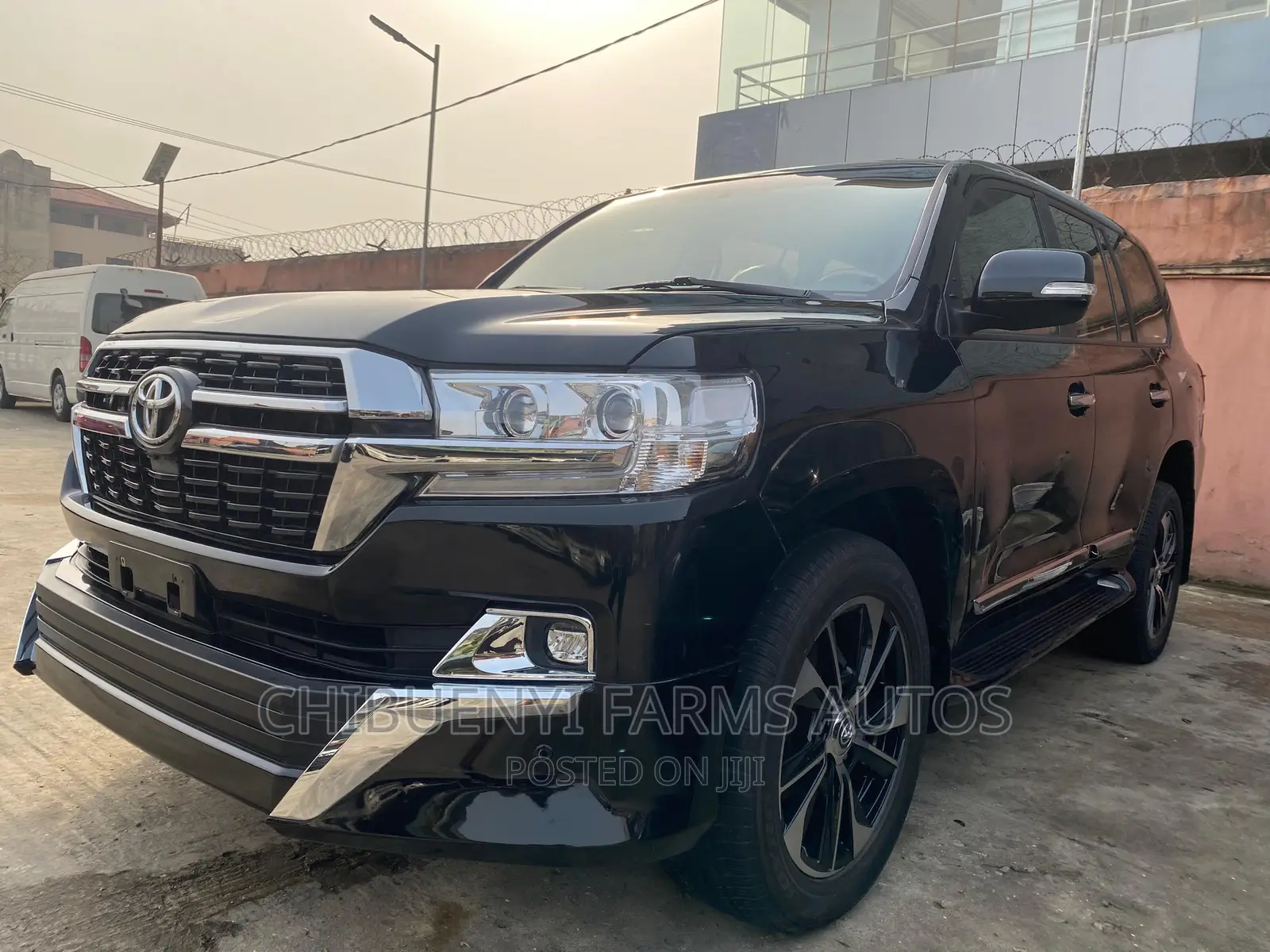 Toyota Land Cruiser 5.7 V8 GXR 2016 Black