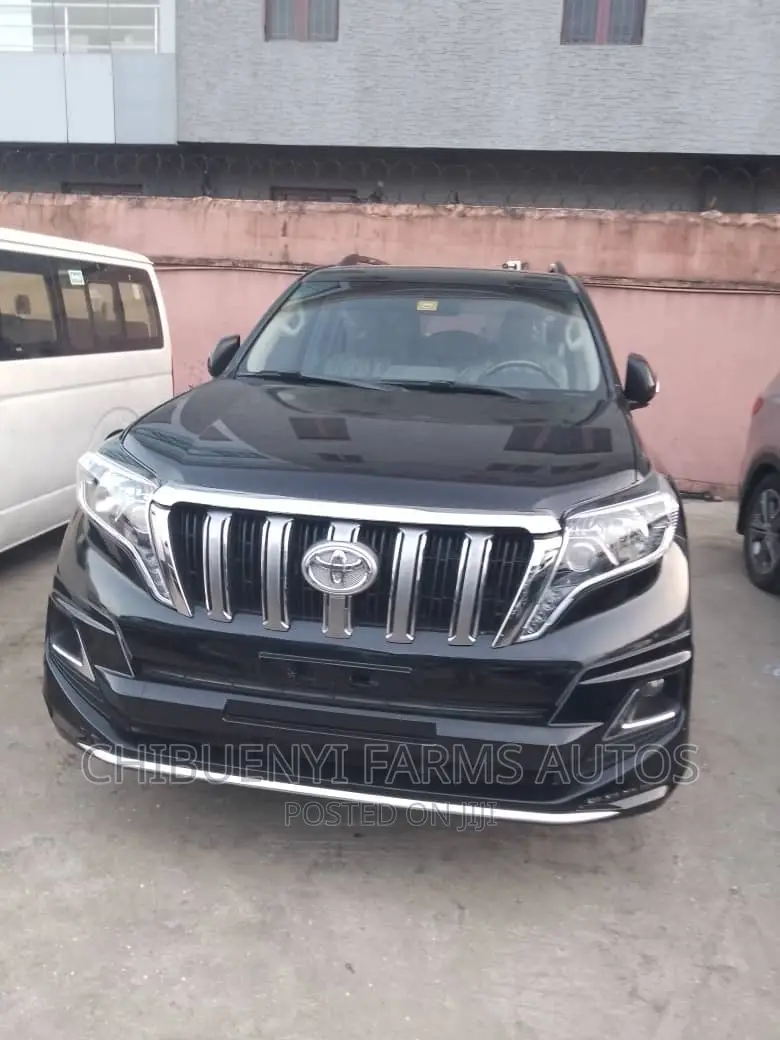 Toyota Land Cruiser Prado SV Premium 2016 Black