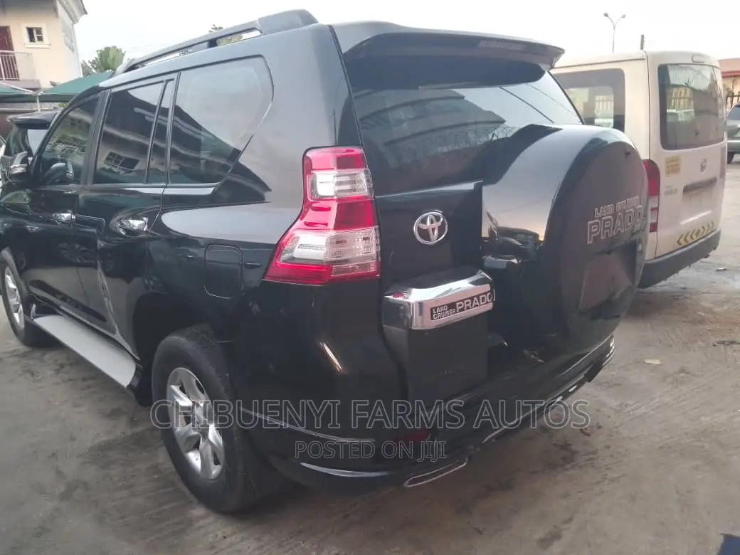 Toyota Land Cruiser Prado SV Premium 2016 Black