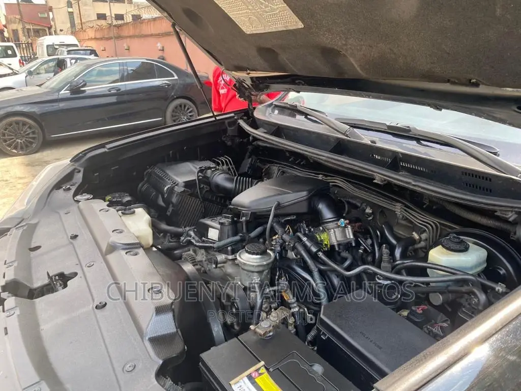Toyota Land Cruiser Prado SV Premium 2015 Black