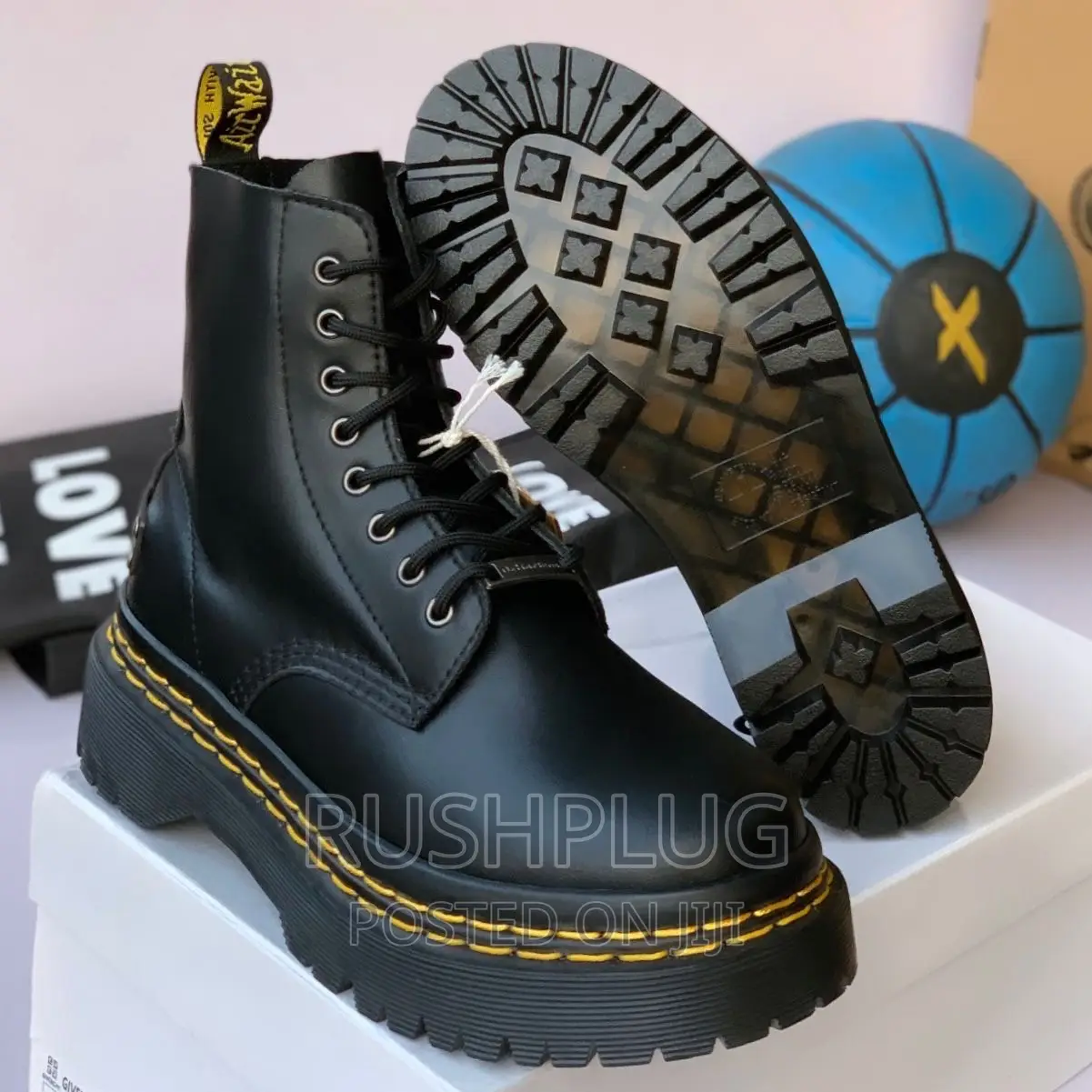 2023 Dr Martens New Age Chukka Boots