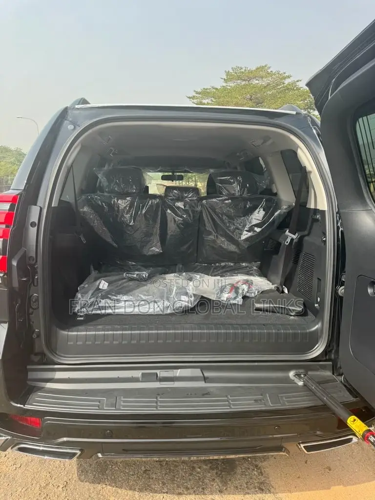 New Toyota Land Cruiser Prado 2023 Black