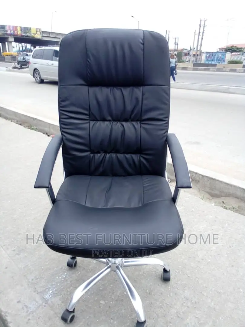 Executive Office Chair (9926 Office Chair)