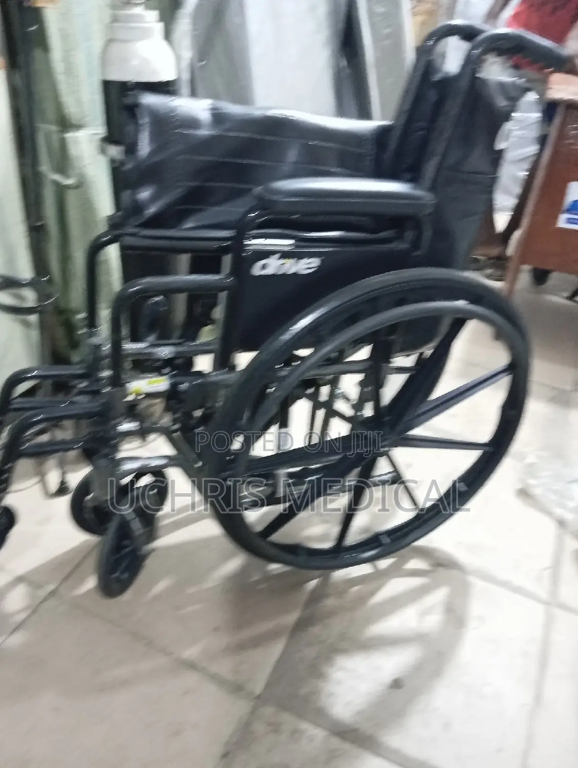 A New Design Driver Wheelchair