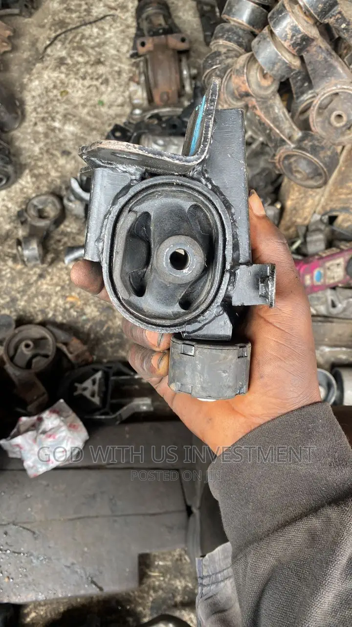 Gear Mounting for Toyota Corolla 2005 Model