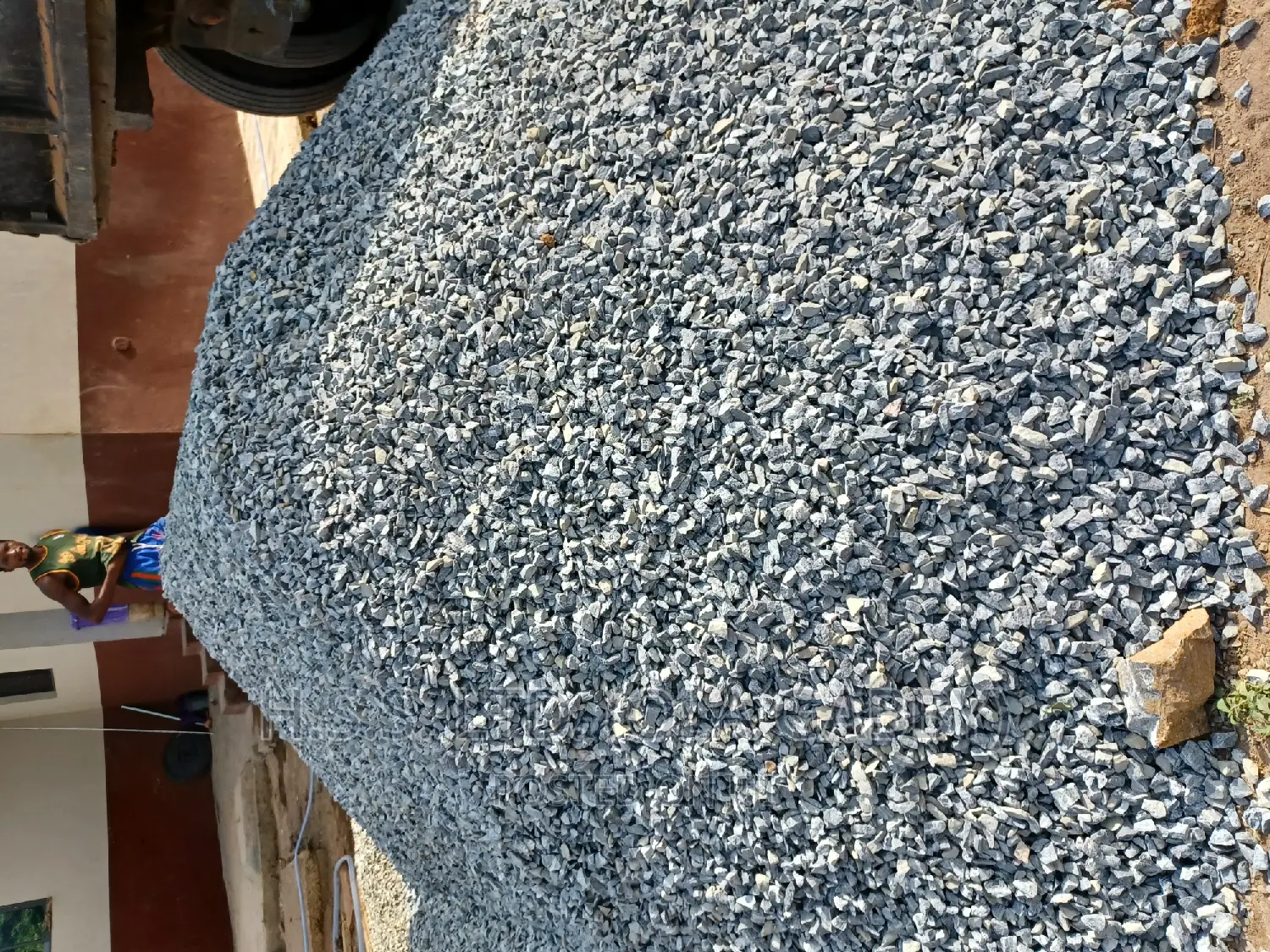 Chipping, Asphalt and Granite