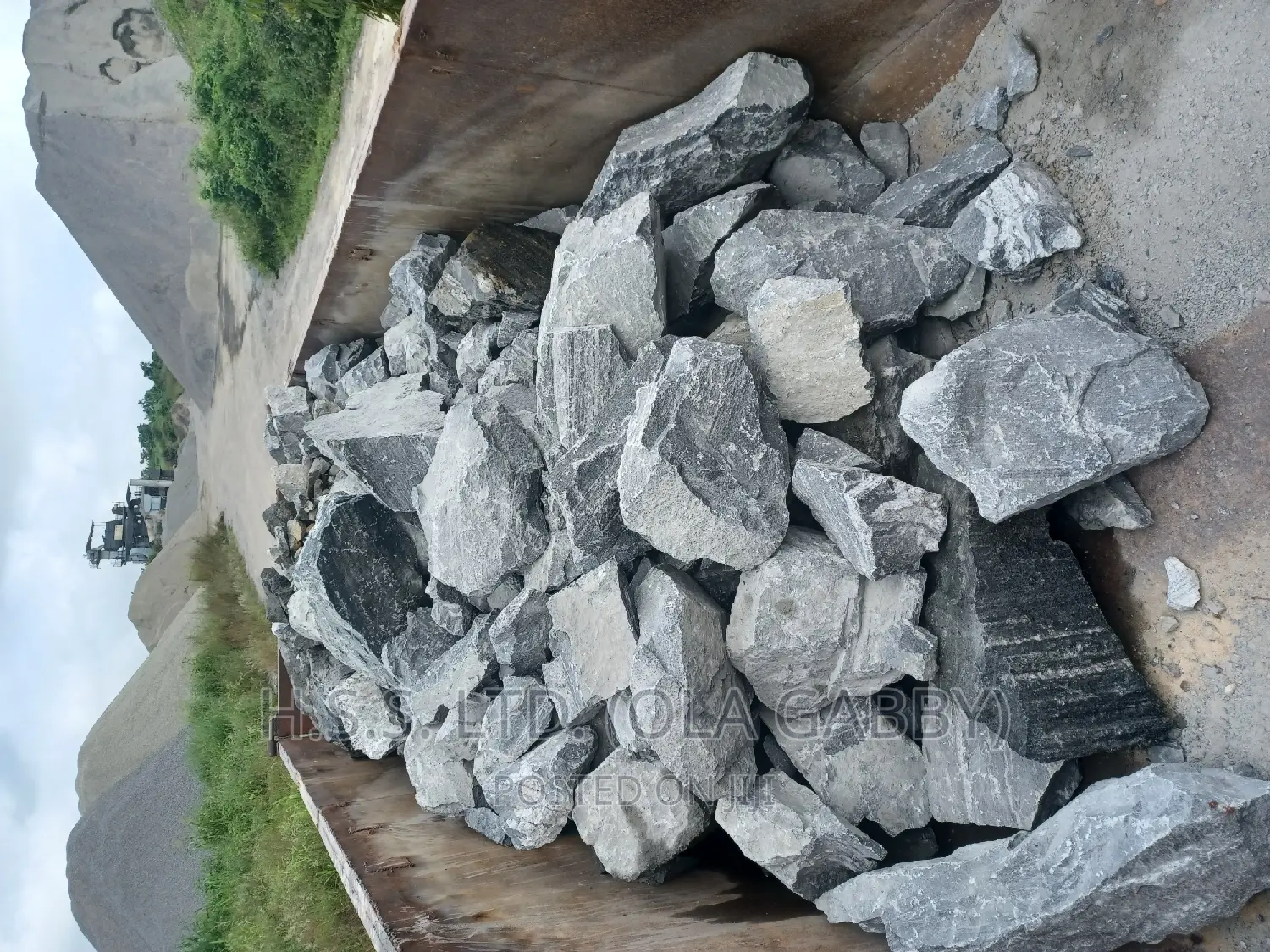 Chipping, Asphalt and Granite