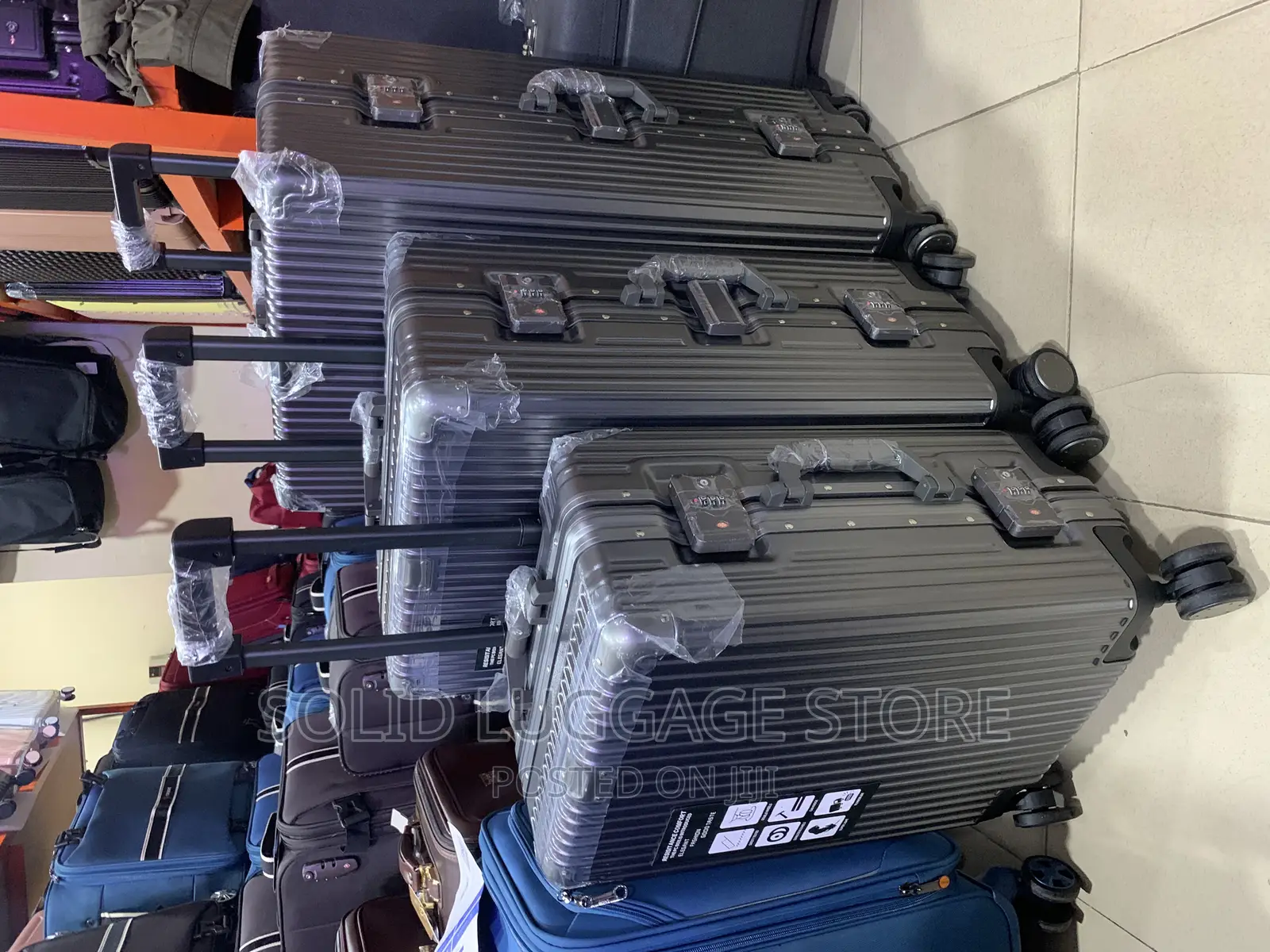 Aluminum Luggage Box