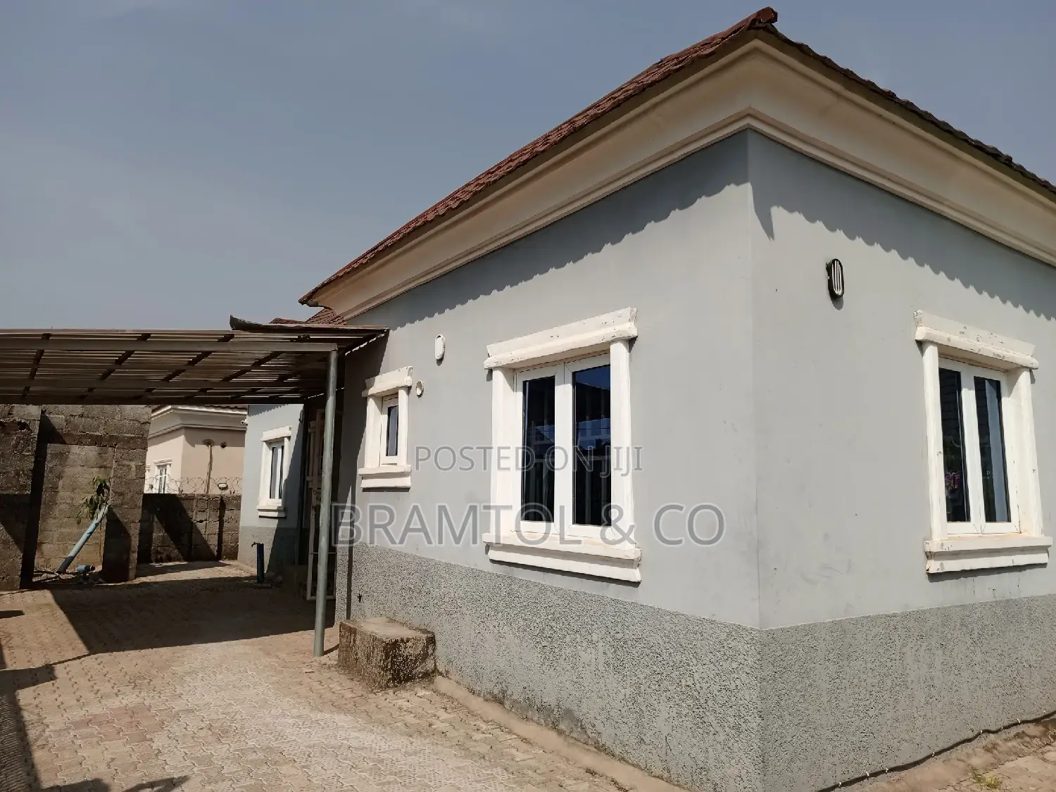 3bdrm Bungalow in Lugbe District for rent