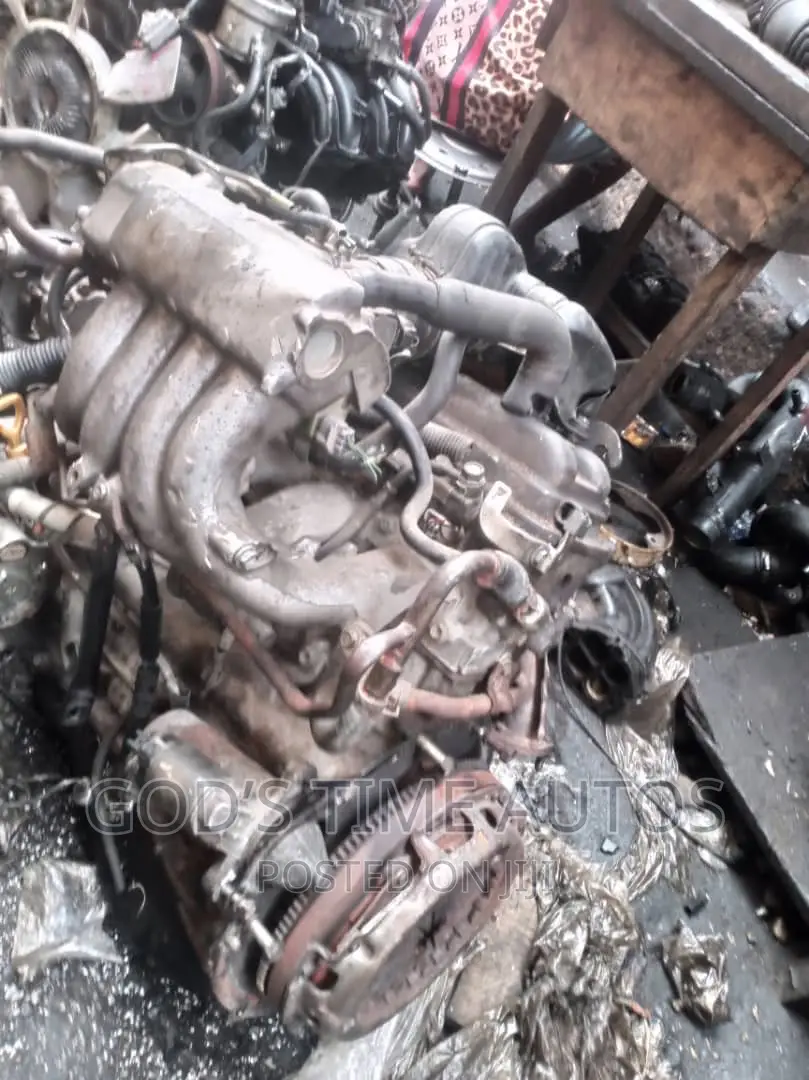 Toyota Hiace Engine 2RZ Injector